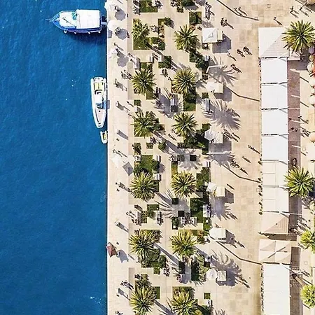 Monvi Luxury Near Bacvice And Old Town 아파트 *