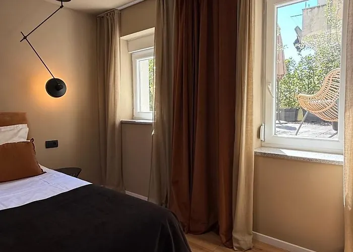 Monvi Luxury Near Bacvice And Old Town Apartment *